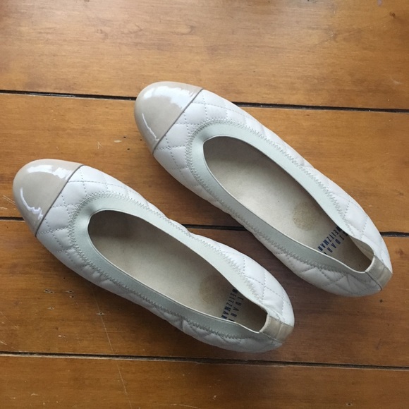 Stuart Weitzman Nude Captoe Patent Leather Flats - Picture 2 of 4